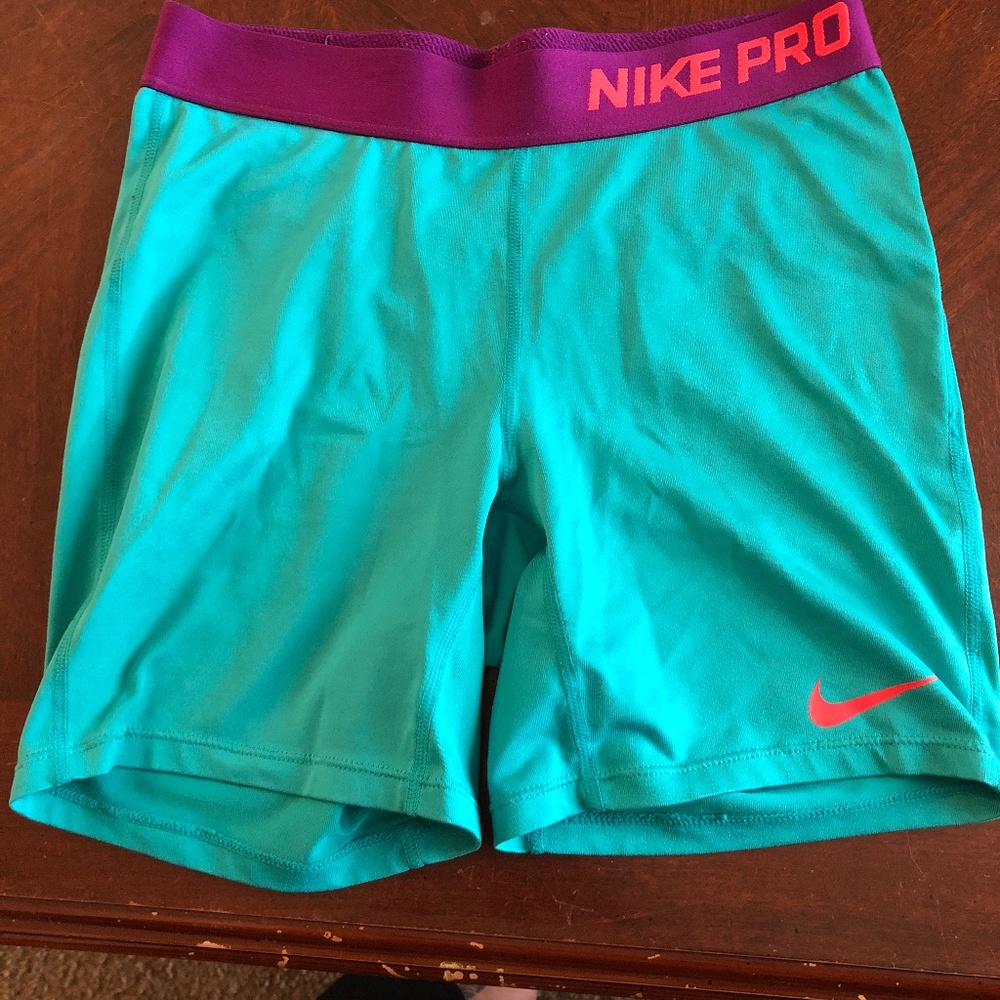 Girls Nike spandex